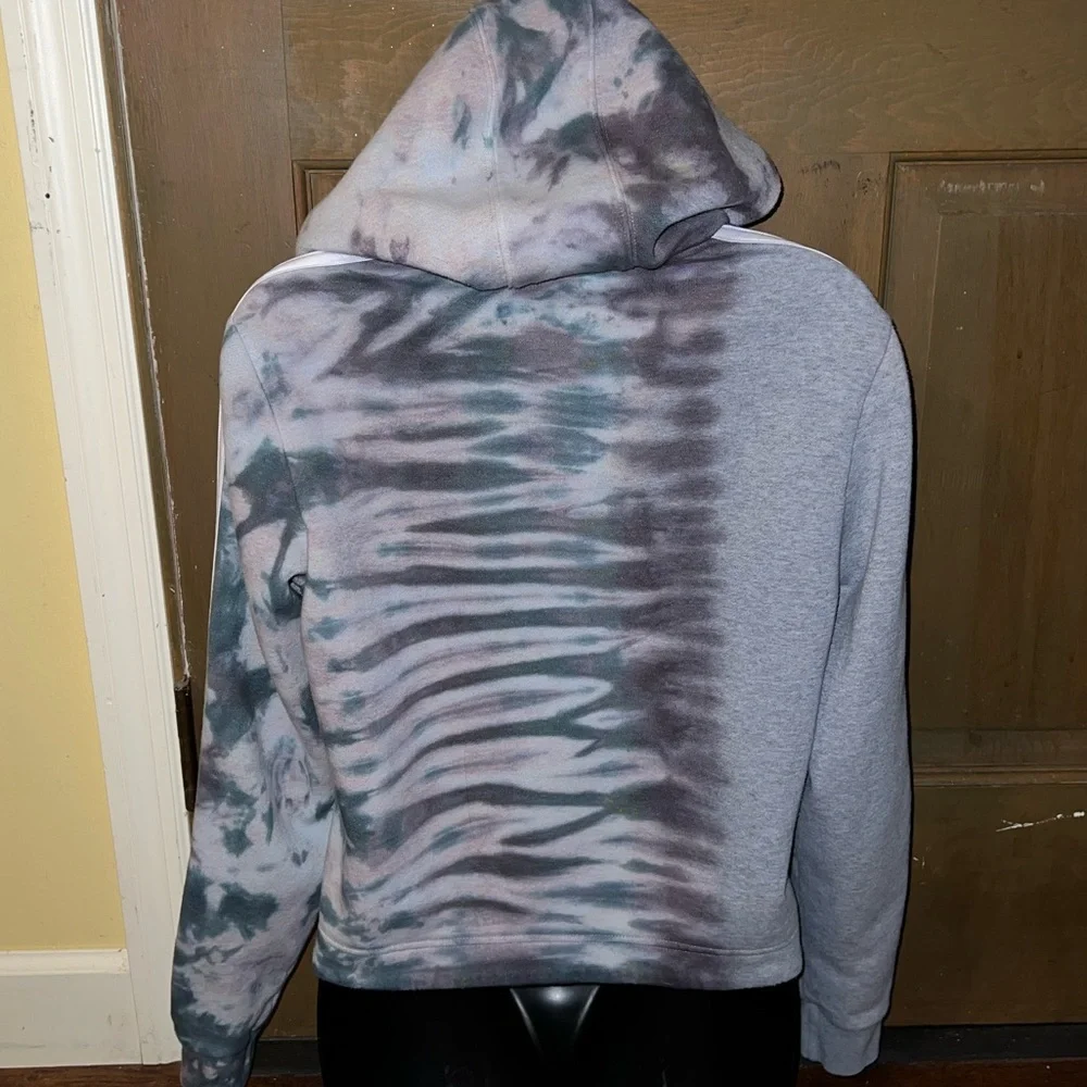 Adidas Gray Split Tie Dye Green Black Crop Long Sleeve Hooded Pullover Size S - Picture 9 of 14